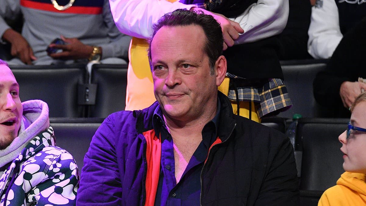Humiliation for Hollywood star Vince Vaughn after Jennifer Aniston’s ex was forced to give his free tickets – Daily Mail