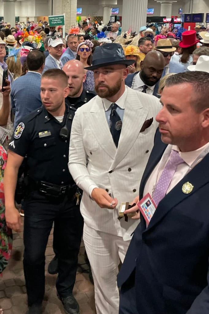 Travis Kelce parties without Taylor Swift before Kentucky Derby – New York Post