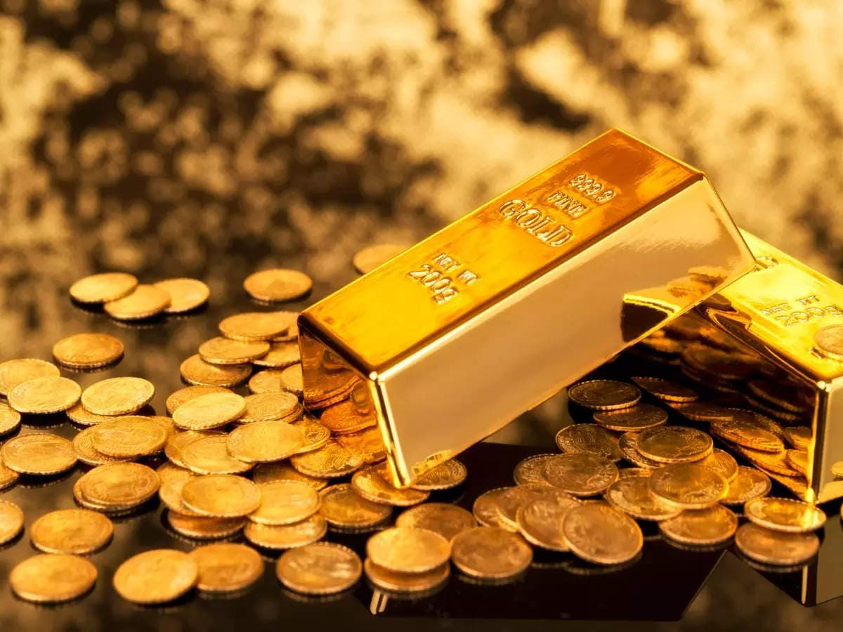 Gold price today: Yellow bar opens flat at Rs 71,350/10 grams;  silver at Rs 82,883/kg